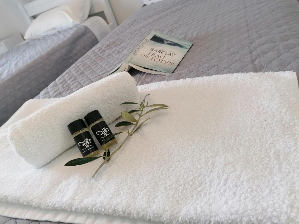 Makis Apartments アリラス エクステリア 写真