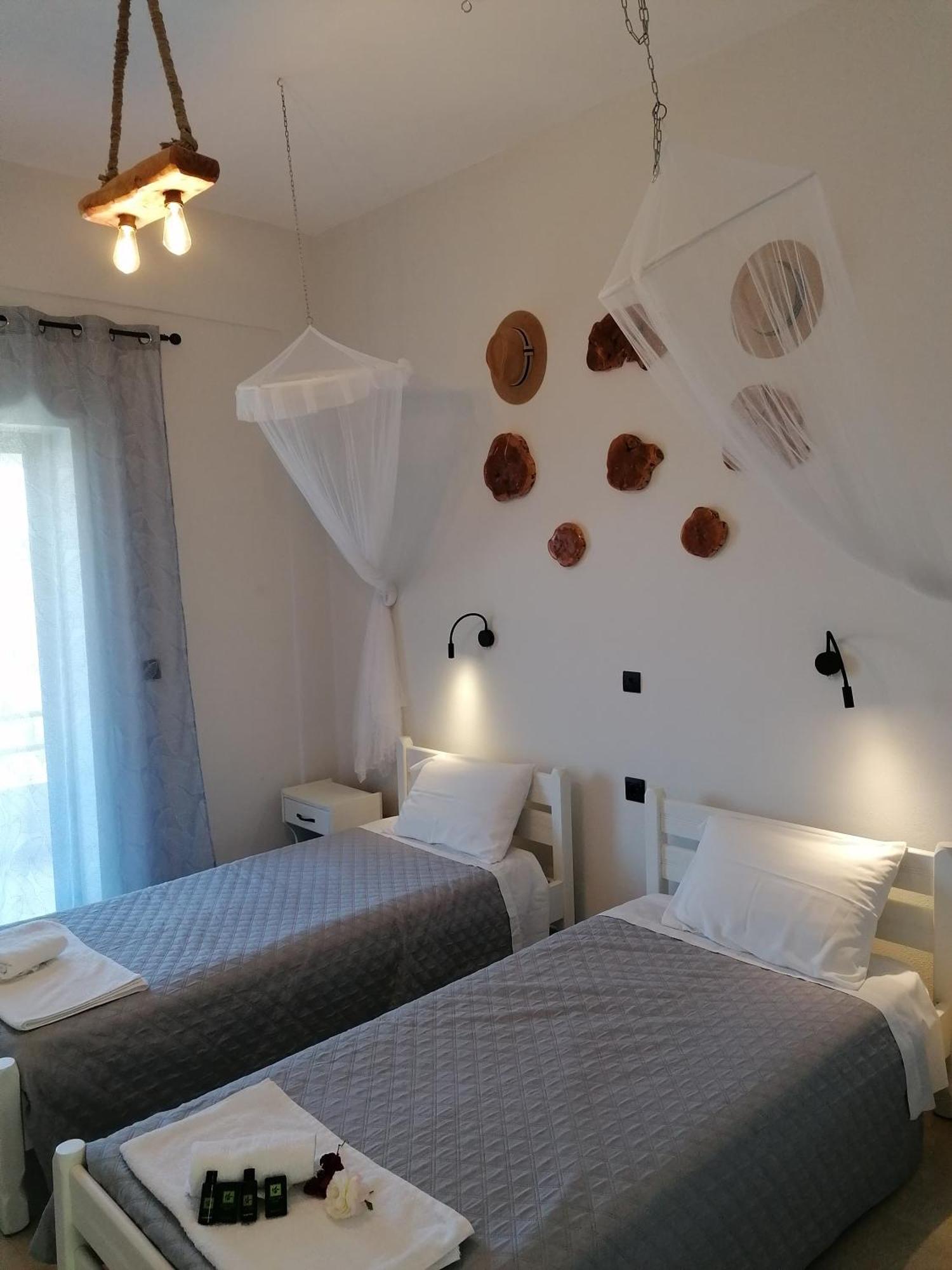Makis Apartments アリラス エクステリア 写真