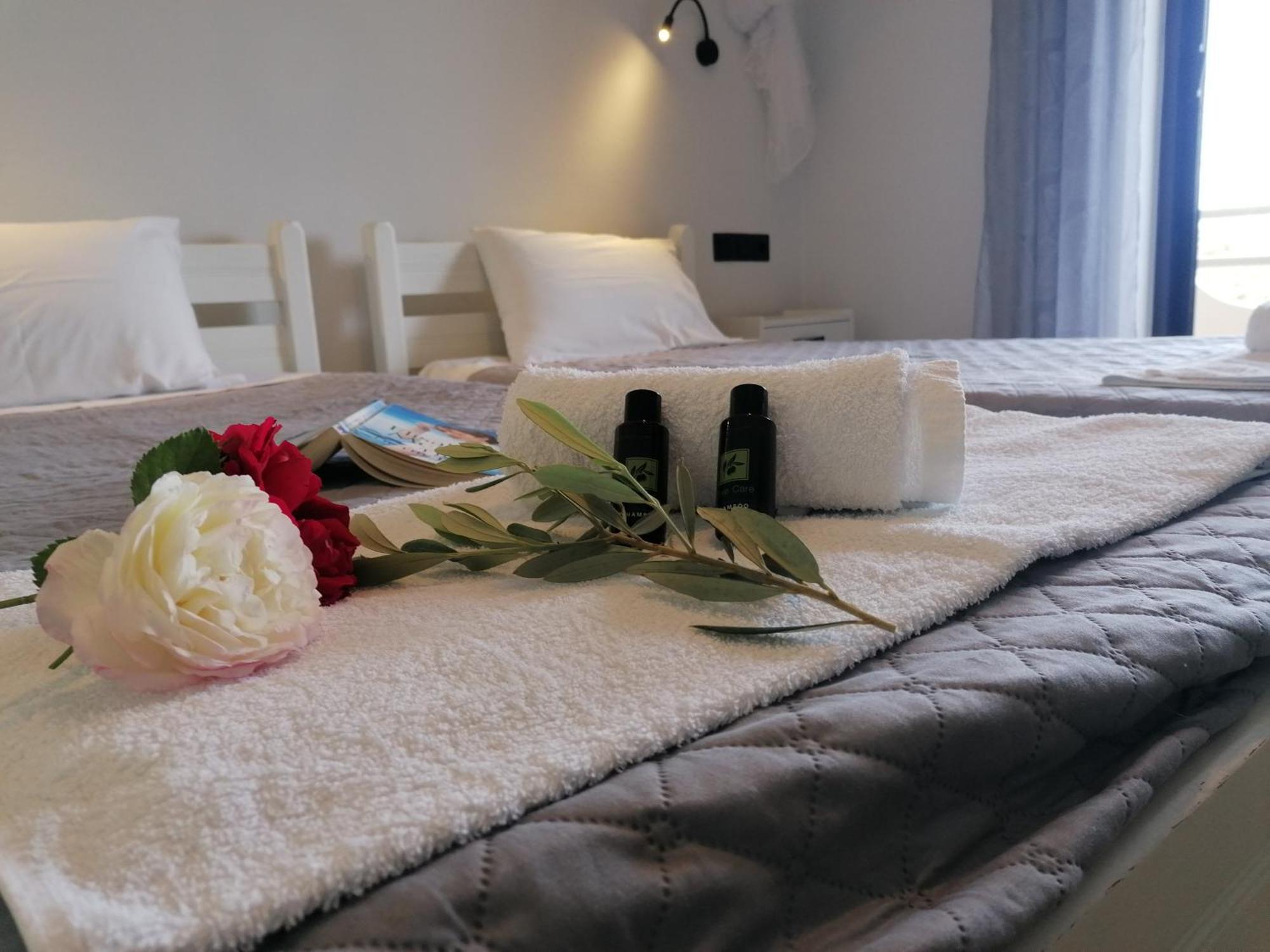 Makis Apartments アリラス エクステリア 写真