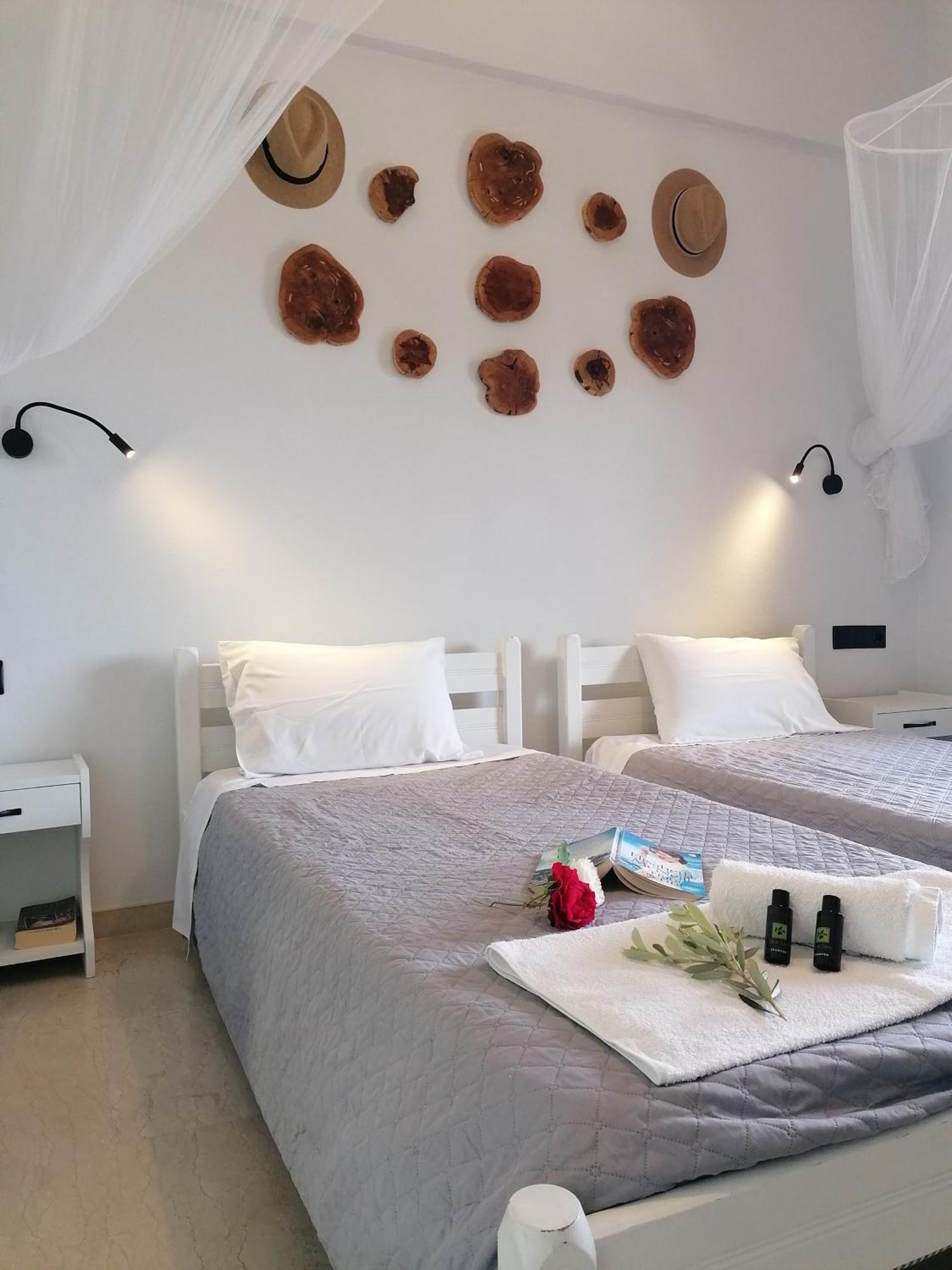 Makis Apartments アリラス 部屋 写真